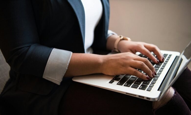 corporate tech support line